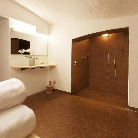 Steiner - In - Out * 滨湖采尔